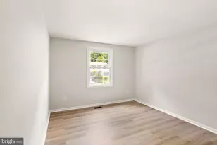 5141 Bradfield Dr, Annandale, VA 22003 - Photo 34