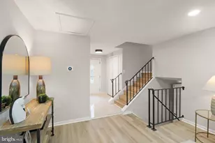 5141 Bradfield Dr, Annandale, VA 22003 - Photo 8