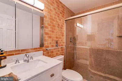 2906 Cedar Lane, Vienna, VA 22180 - Photo 34