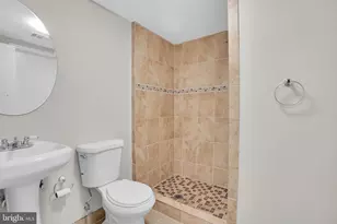 9107 Bowler Dr, Fairfax, VA 22031 - Photo 34