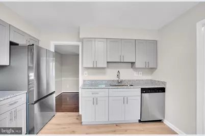 9107 Bowler Drive, Fairfax, VA 22031 - Photo 4