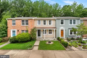 8693 Bent Arrow Ct, Springfield, VA 22153 - Photo 1