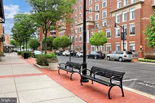 4480 Market Commons Dr, Fairfax, VA 22033 - Photo 6