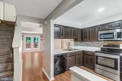 8525 Koluder Court, Lorton, VA 22079 - Photo 4