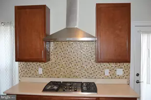 3059 Waterloo Ln, Fairfax, VA 22031 - Photo 10