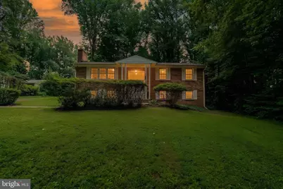5315 Summit Drive, Fairfax, VA 22030 - Photo 8