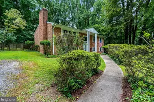 5315 Summit Dr, Fairfax, VA 22030 - Photo 4