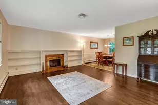 5315 Summit Dr, Fairfax, VA 22030 - Photo 12