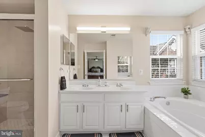 3738 Freehill Ln, Fairfax, VA 22033 - Photo 20
