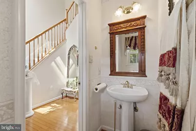 3738 Freehill Ln, Fairfax, VA 22033 - Photo 18