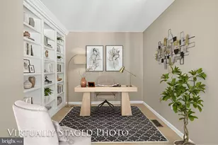 11201 Pavilion Club Ct, Reston, VA 20194 - Photo 10