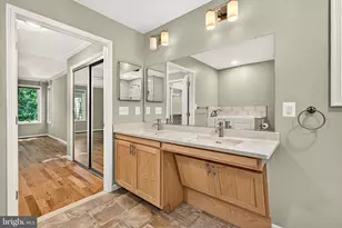 11201 Pavilion Club Ct, Reston, VA 20194 - Photo 52