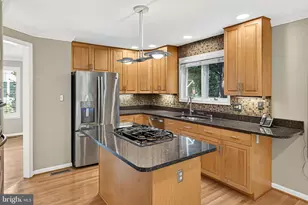 11201 Pavilion Club Ct, Reston, VA 20194 - Photo 30