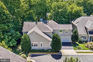 11201 Pavilion Club Ct, Reston, VA 20194 - Photo 4