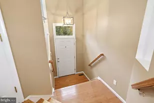 1789 Dawson St, Vienna, VA 22182 - Photo 2