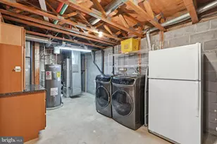 6040 Heathwick Ct, Burke, VA 22015 - Photo 32
