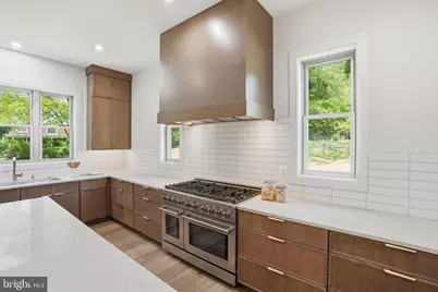 3020 Castle Road, Falls Church, VA 22044 - Photo 6