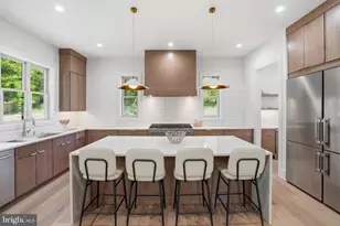 3020 Castle Rd, Falls Church, VA 22044 - Photo 4