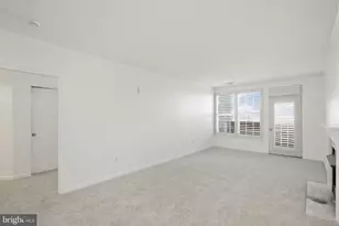 2711 Bellforest Ct, Vienna, VA 22180 - Photo 12