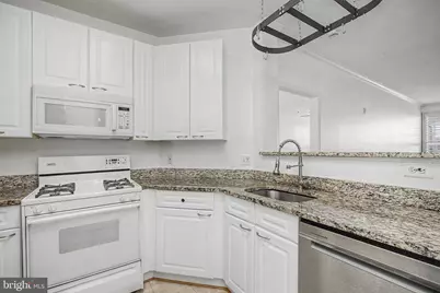 2711 Bellforest Court #305, Vienna, VA 22180 - Photo 6