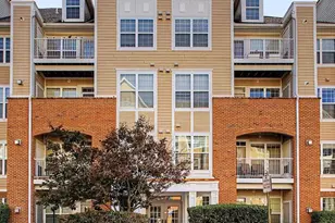 2711 Bellforest Ct, Vienna, VA 22180 - Photo 2
