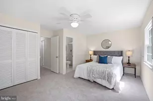 14814 Haymarket Ln, Centreville, VA 20120 - Photo 22