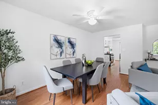 14814 Haymarket Ln, Centreville, VA 20120 - Photo 14
