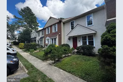 8847 Winding Hollow Way, Springfield, VA 22152 - Photo 2