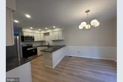 8847 Winding Hollow Way, Springfield, VA 22152 - Photo 4
