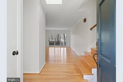 5200 Holden Street, Fairfax, VA 22032 - Photo 4