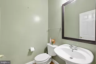 9205 Frst Grns Dr, Lorton, VA 22079 - Photo 36