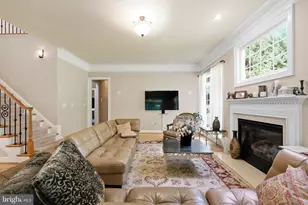 9205 Frst Grns Dr, Lorton, VA 22079 - Photo 32