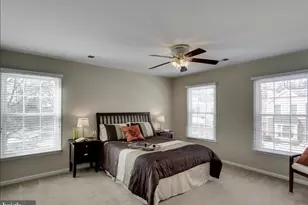 5511 Village Center Dr, Centreville, VA 20120 - Photo 6