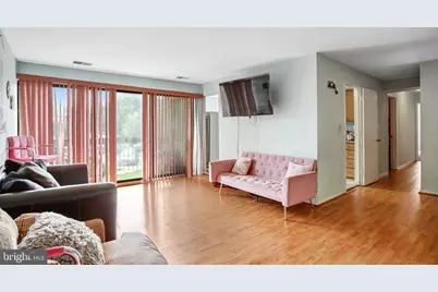 541 Florida Avenue #101, Herndon, VA 20170 - Photo 4