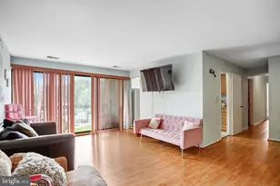 541 Florida Ave, Herndon, VA 20170 - Photo 4