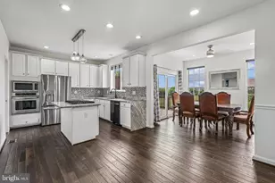 12960 Park Crescent Cir, Herndon, VA 20171 - Photo 10