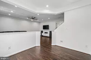12960 Park Crescent Cir, Herndon, VA 20171 - Photo 8
