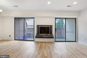 8067 Pantano Pl, Alexandria, VA 22309 - Photo 10
