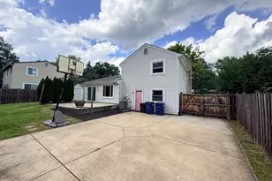 507 Alabama Dr, Herndon, VA 20170 - Photo 4