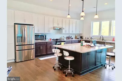 1809 Macarthur Drive, McLean, VA 22101 - Photo 4