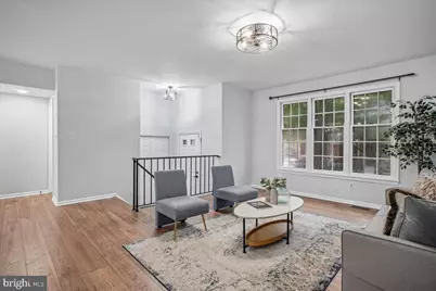 10108 Ebenshire Court, Oakton, VA 22124 - Photo 2