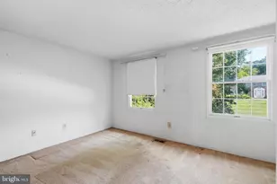 9812 Summerday Dr, Burke, VA 22015 - Photo 24