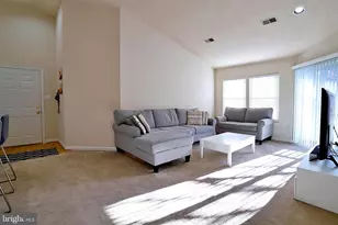 7701 Lafayette Forest Dr, Annandale, VA 22003 - Photo 12