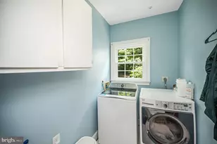 13818 Foggy Hills Ct, Clifton, VA 20124 - Photo 8