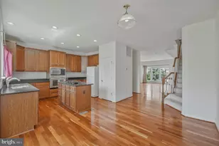 8177 McCauley Way, Lorton, VA 22079 - Photo 10