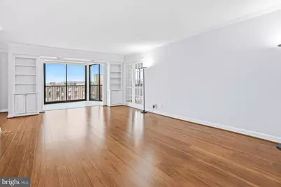 5904 Mount Eagle Drive #718, Alexandria, VA 22303 - Photo 4