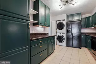 5904 Mt Eagle Dr, Alexandria, VA 22303 - Photo 20