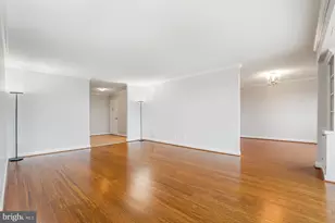 5904 Mt Eagle Dr, Alexandria, VA 22303 - Photo 14