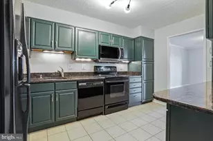 5904 Mt Eagle Dr, Alexandria, VA 22303 - Photo 22
