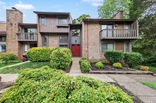 7836 Marconi Ct, Springfield, VA 22153 - Photo 2